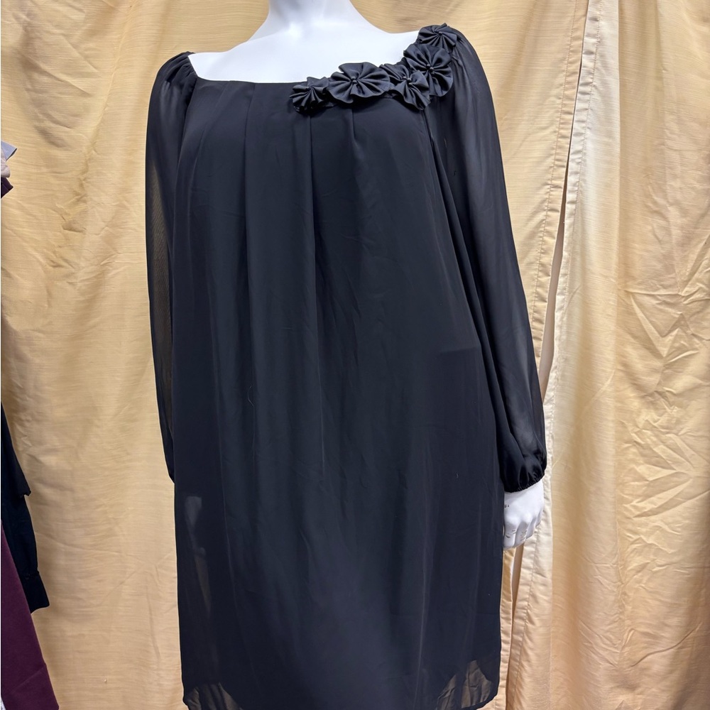 Liz Claiborne Black Dress with‎ Floral Accent